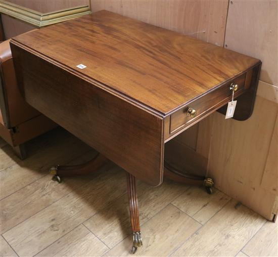 A Regency mahogany drop-flap Pembroke table, W 106cm (max)